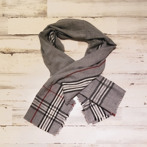 New V.FRAAS SOFT GREY PLAID TARTAN OVERSIZED SCARF - Picture 4 of 5